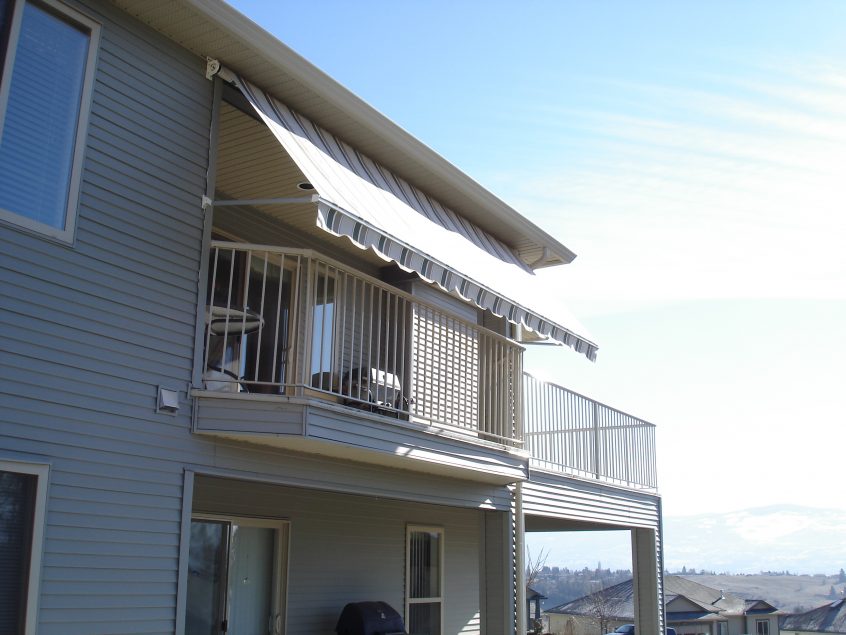 Retractable Awnings