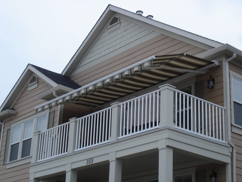 Retractable Awnings