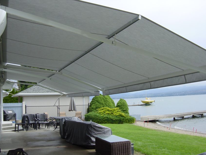 Retractable Awnings