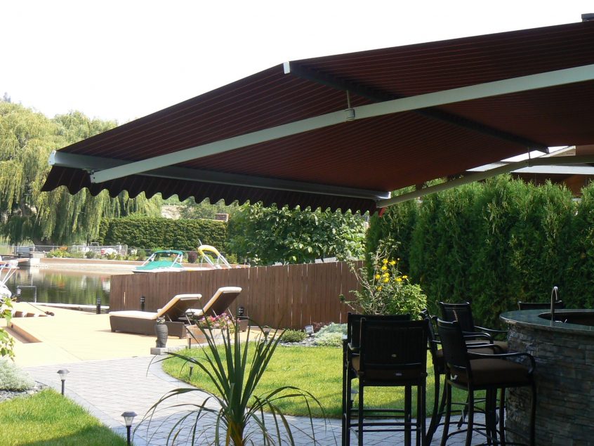 Retractable Awnings